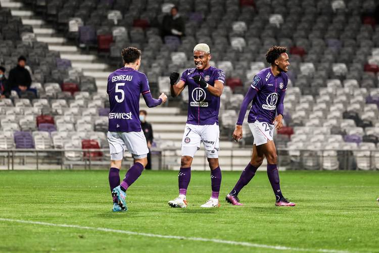 圣埃蒂安主场平局,保持在法国联赛中游 圣埃蒂安主场平局,保持在法国联赛中游