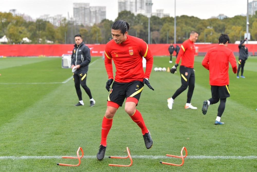 骑士队主力伤愈复出,球队全力备战下一轮比赛 骑士队主力伤愈复出,球队全力备战下一轮比赛