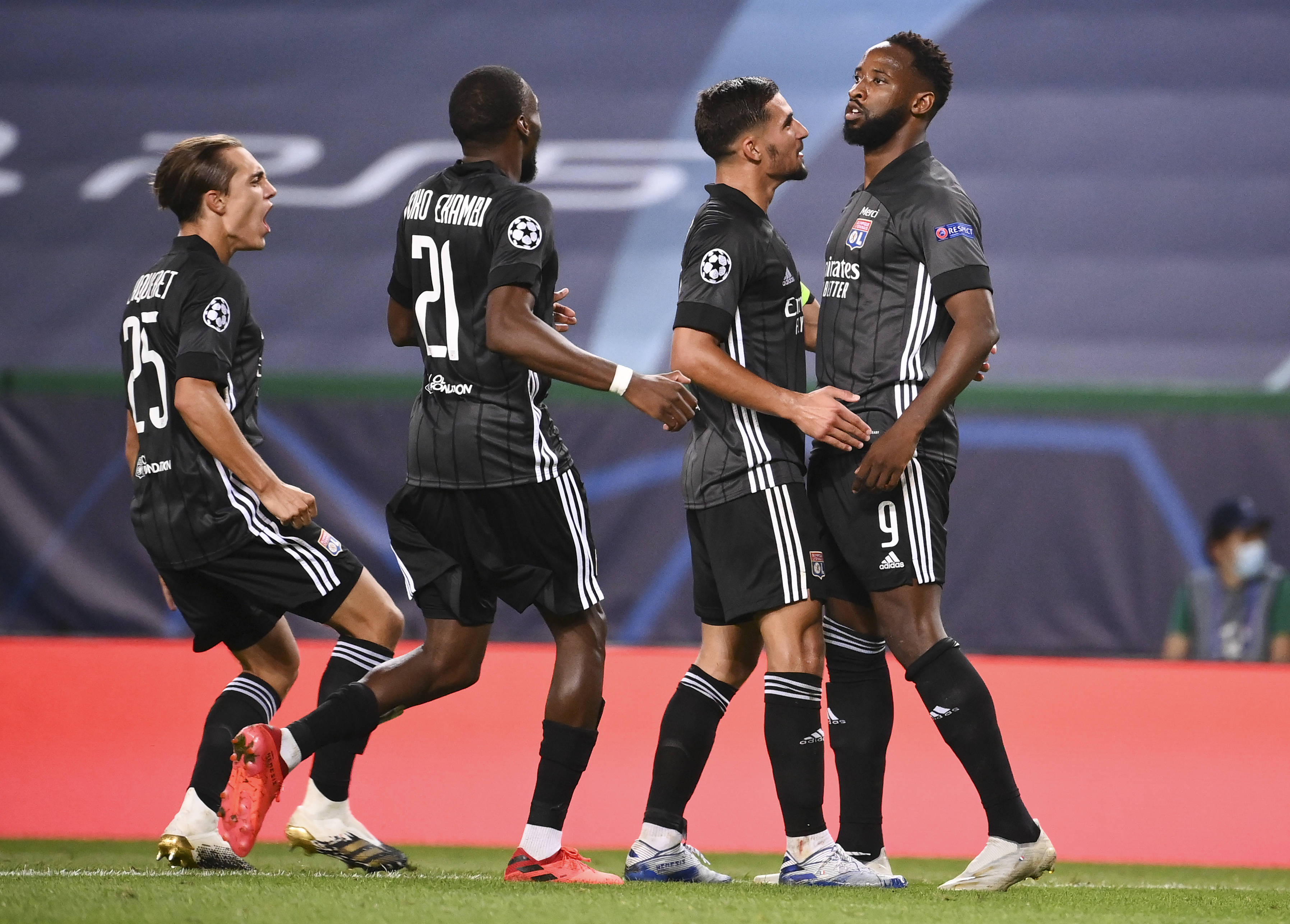 里昂队需要解决球队内部矛盾 里昂队需要解决球队内部矛盾