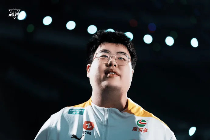 森林狼新锐崭露头角,成为球队掌门人 森林狼新锐崭露头角,成为球队掌门人