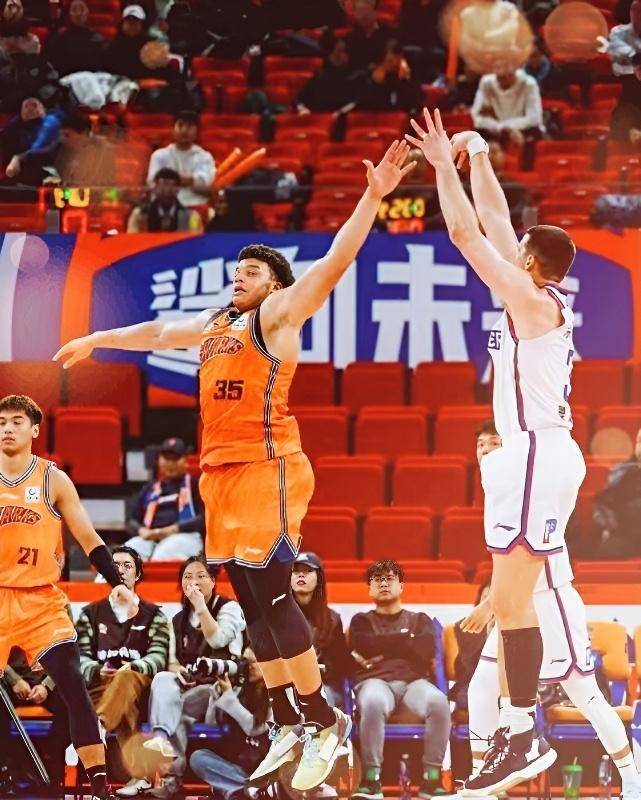 卡拉斯科破门,大连一方客场战胜广州富力 卡拉斯科破门,大连一方客场战胜广州富力