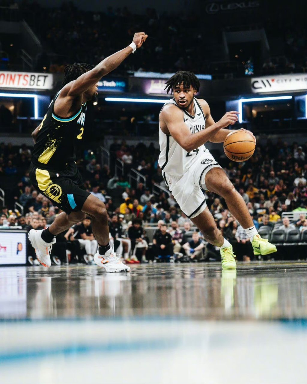 步行者不敌篮网，豪强对决令人期待