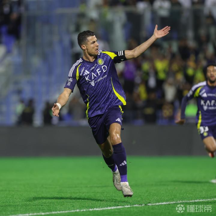 拜仁慕尼黑逆转晋级,米勒破门助球队取得胜利 拜仁慕尼黑逆转晋级,米勒破门助球队取得胜利