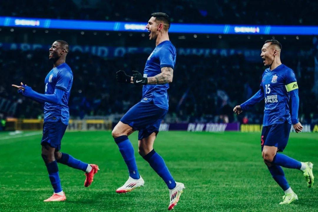 上海绿地申花在比赛中取得胜利