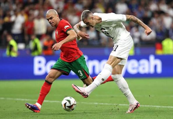 法国队大胜葡萄牙,小组第一位置稳固 法国队大胜葡萄牙,小组第一位置稳固