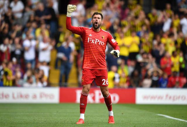 沃特福德客场绝杀莱斯特城,豪取重要三分 沃特福德客场绝杀莱斯特城,豪取重要三分