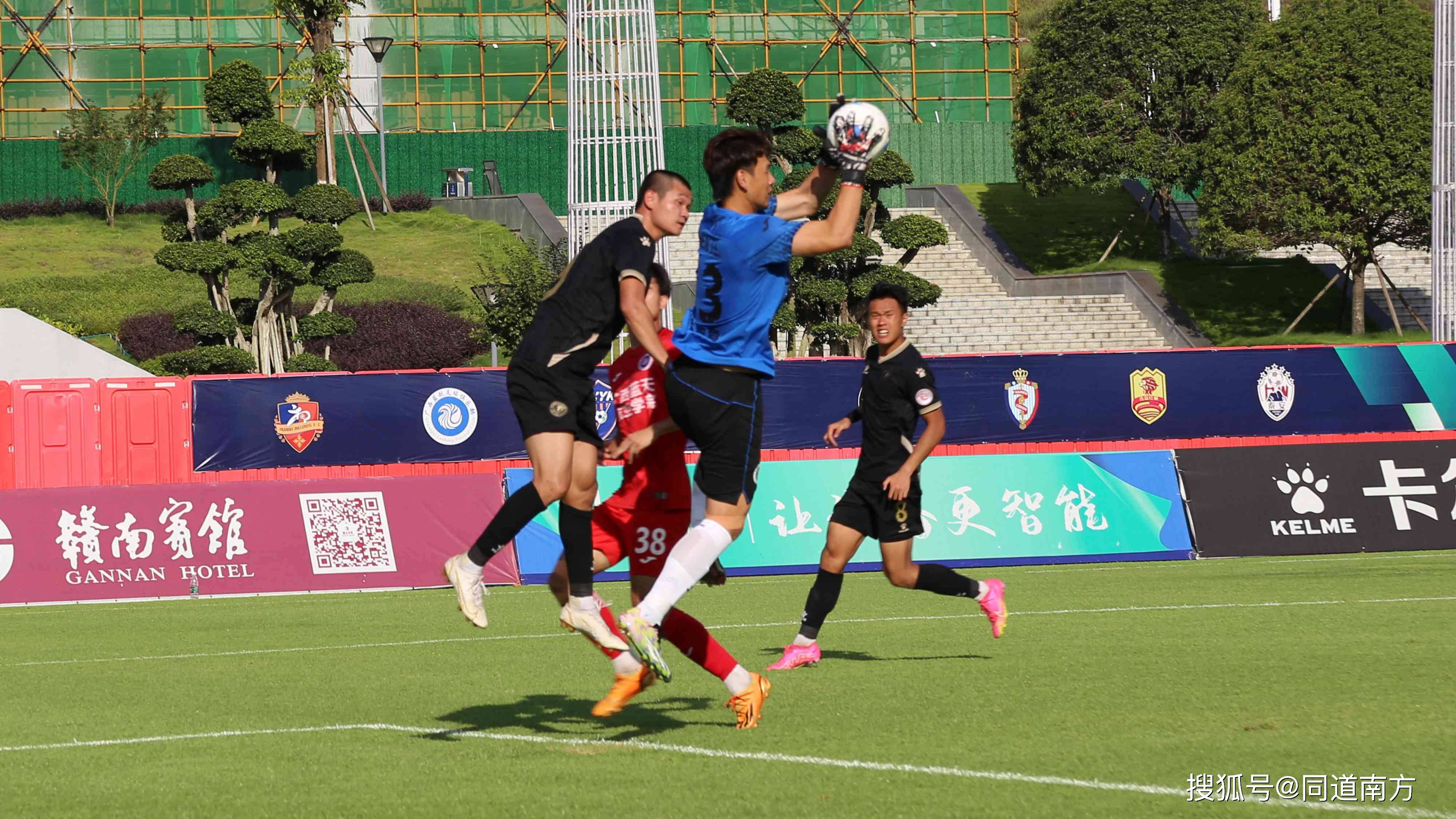 中南球队击败黑马,实力惊人 中南球队击败黑马,实力惊人