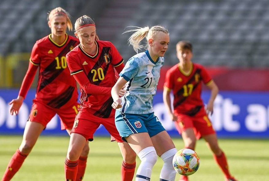 挪威代表队在女足赛事中连克对手 挪威代表队在女足赛事中连克对手