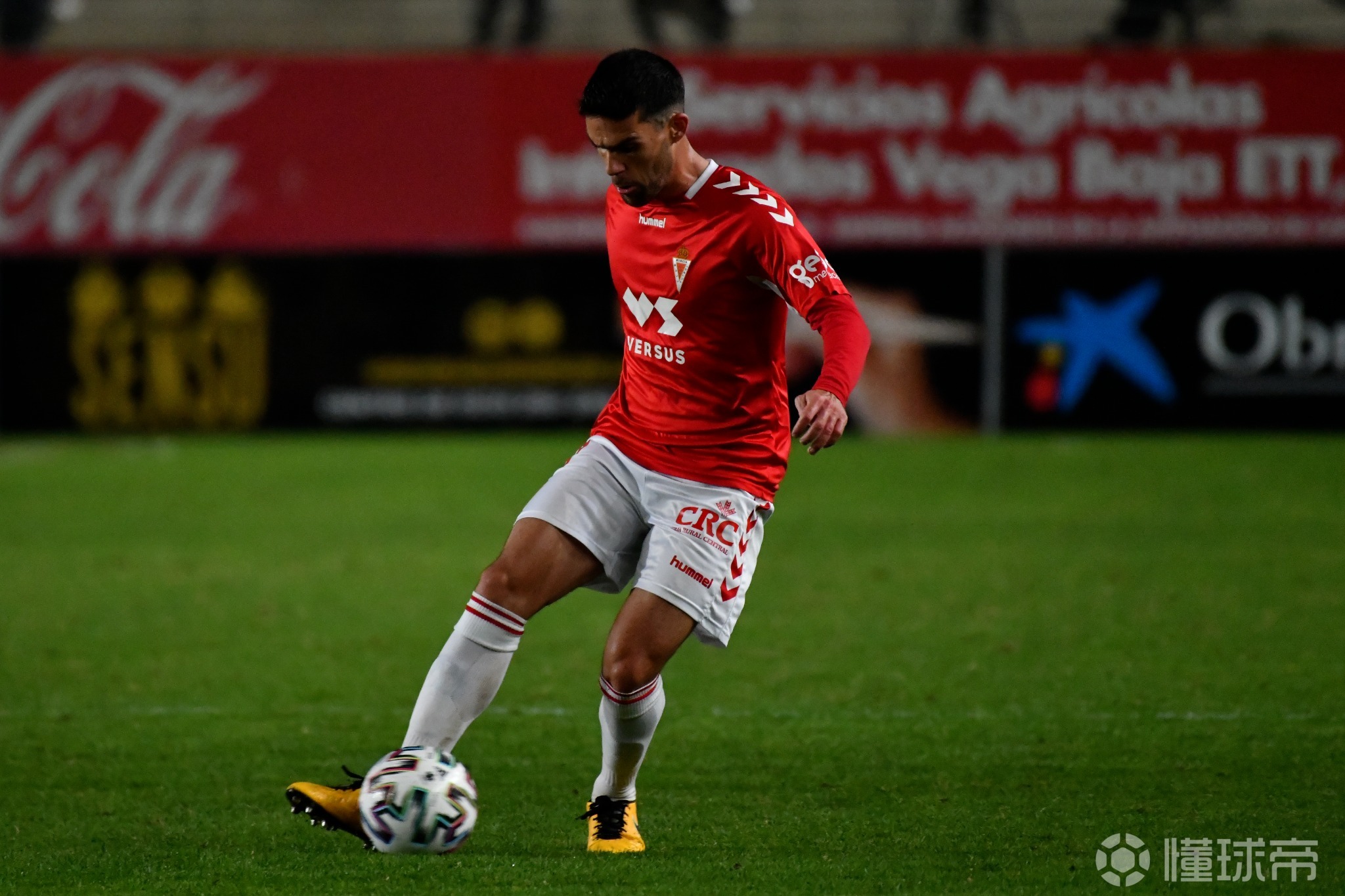 马略卡后卫奉献制胜防守演出