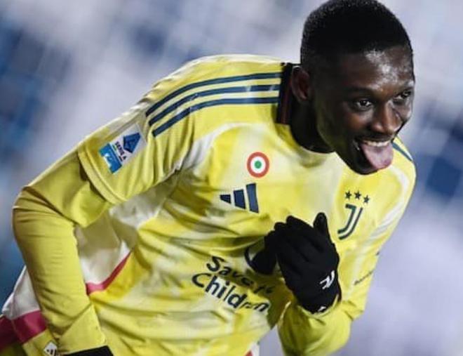 尤文图斯前锋进球后庆祝动作惹争议 尤文图斯前锋进球后庆祝动作惹争议